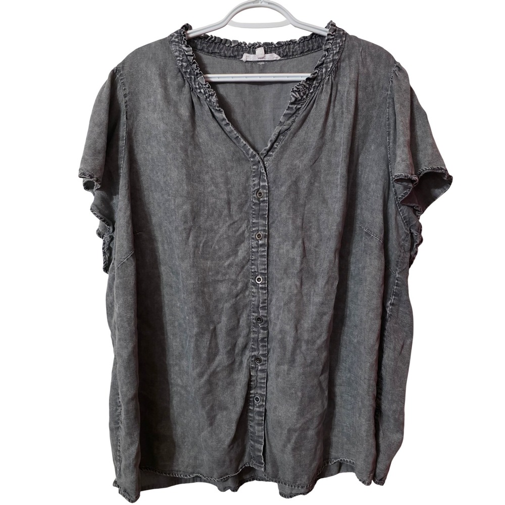 Jane + Delancey Acid Wash Lyocell Ruffle Blouse Plus Size 3X Peasant Prairie‎
